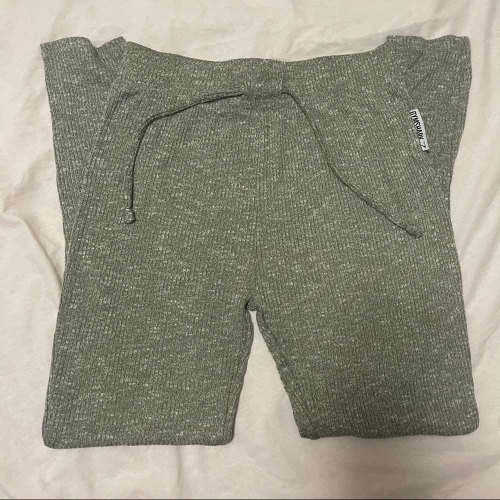 M Gymshark Slounge Leggings